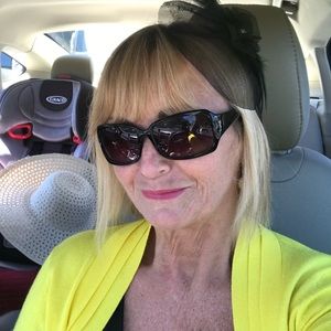 Meet your Posher, Joann